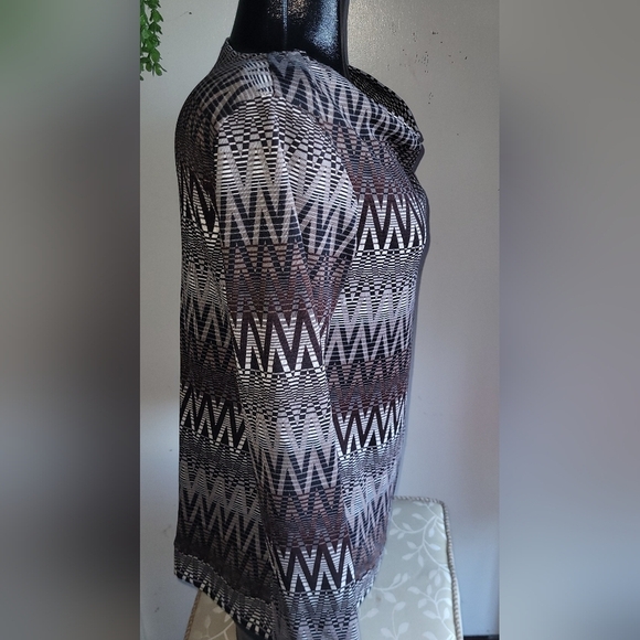Nicole Benisti Signature Collection Zigzag Patterned Top - Picture 4 of 7